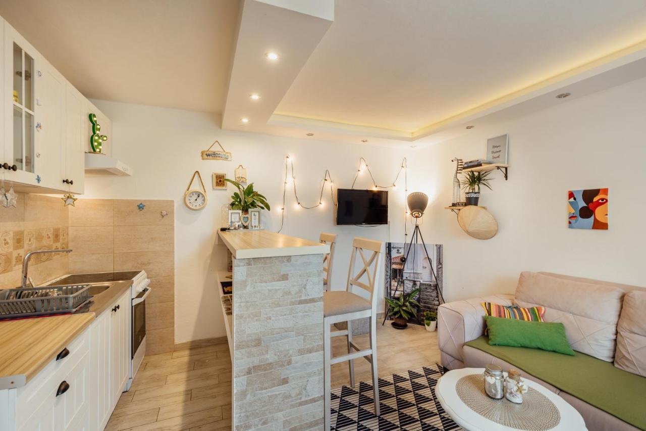 Green Garden Apartments Херцег Нови Екстериор снимка